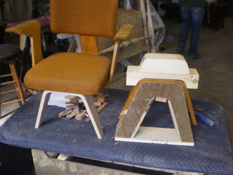 Mid Century Modern Chair Repair - Vladimir Kagan